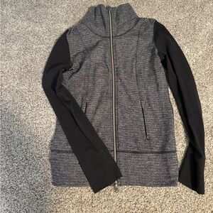 lululemon Black and Gray Women's Zip Up